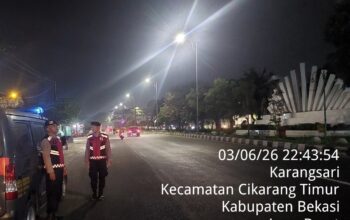 Jaga Kamtibmas Malam Hari, Polsek Cikarang Timur Intensifkan Patroli di Jalur Pantura Dan Perkampungan Padat Penduduk.