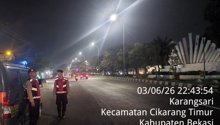 Jaga Kamtibmas Malam Hari, Polsek Cikarang Timur Intensifkan Patroli di Jalur Pantura Dan Perkampungan Padat Penduduk.