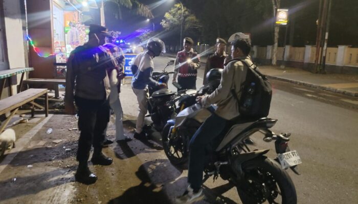 Persempit Ruang Gerak Begal! Wakapolsek Cikarang Timur Pimpin Langsung OKJ di Jalan Raya Citarik