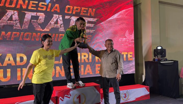 Kontingen Karate Kodam Iii/Siliwangi Raih Juara Umum I Pada Kejuaraan Nasional Karate Indonesia Open Championship Piala Presiden RI Tahun 2026