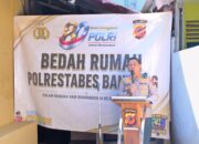 Wujudkan Rumah Layak Huni, Polrestabes Bandung Bedah Rumah Warakawuri Ibu Iis Nuryati