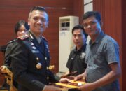 Pena Hitam Raih Juara II Lomba Jurnalis Humanis Hari Bhayangkara ke-80 Polres Metro Bekasi