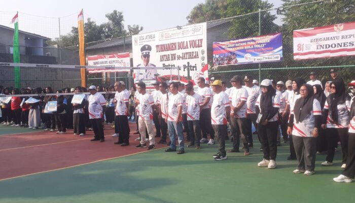 Sehat dan Sejahtera Sekaligus! Pemdes Jatireja Gabungkan Turnamen Voli dengan Bazar UMKM