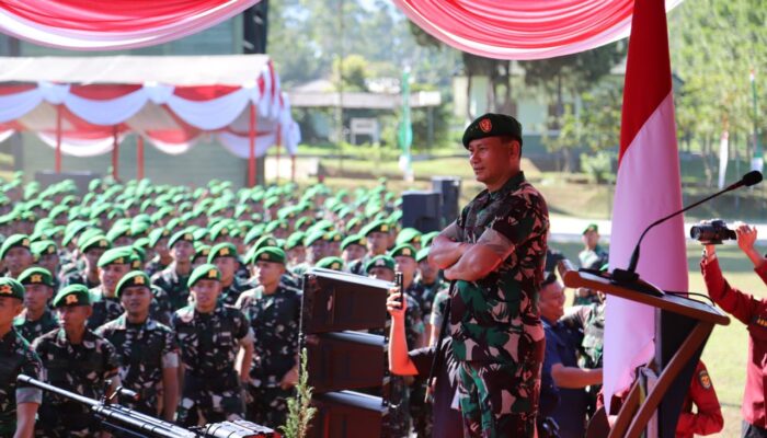Pangdam III/Siliwangi Berikan Pengarahan kepada 2.211 Personel Satuan TP Tahap IV di Dodik Secata Rindam III/Siliwangi