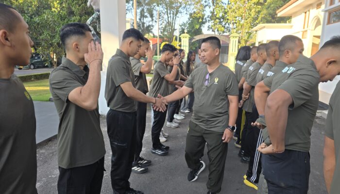Waka Zidam III/Siliwangi Lepas 34 Atlet Tim Karate Kodam III/Siliwangi Menuju Kejuaraan Nasional Open Piala KASAU 2026