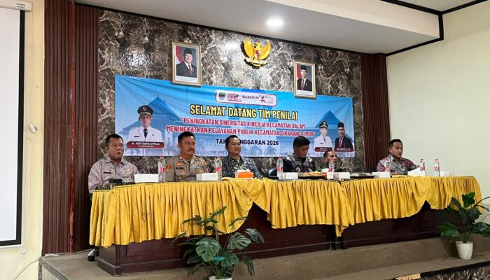 Wujudkan Pelayanan Prima, Wakapolsek Cikarang Timur Hadiri Rapat Sinergitas Lintas Sektor.