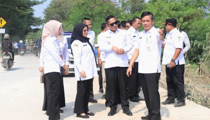 Plt Bupati Bekasi Pastikan Perbaikan Permanen Jalan CBL Segera Dimulai, Akses Sudah Kembali Dibuka