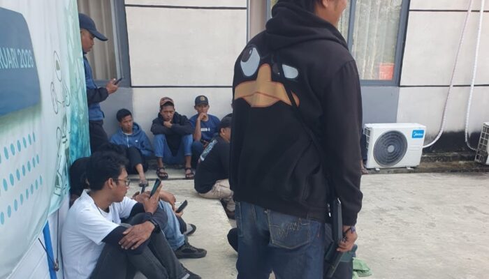 Carut Marut PLTA Upper Cisokan Tak Kunjung Tuntas, Puluhan Pekerja Geruduk Kantor CGGC