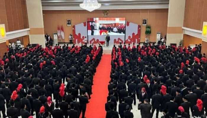 Plt Bupati Bekasi Lantik 1.564 Anggota BPD, Tekankan Kolaborasi dan Dahulukan Kepentingan Rakyat