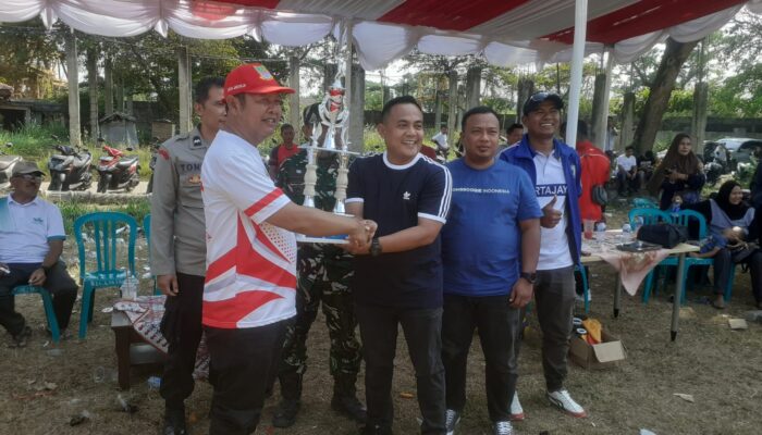 Meriah! Desa Jatireja Juara 1 Turnamen Voli Piala Muspika Cikarang Timur, Sekcam Aris Sadikin Tutup Resmi
