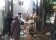 Tanpa SP Langsung Dibuldoser! Kios Ibu Nonok di Jl. Dr. Rum Bandung Rata, Satpol PP Ngaku Salah Sasaran