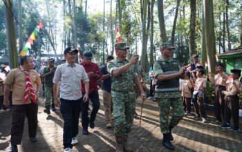 Pangdam III Siliwangi Sambangi Situ Cisanti, Tabur Benih Ikan Hingga Tanam Kidamar di KM 0 Citarum