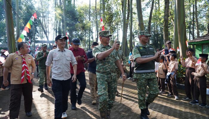 Pangdam III Siliwangi Sambangi Situ Cisanti, Tabur Benih Ikan Hingga Tanam Kidamar di KM 0 Citarum