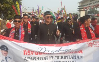 Ribuan Warga Tumpah Ruah, Perayaan HUT RI ke-81 di Desa Tanjungbaru Berlangsung Meriah Hingga Malam Puncak.