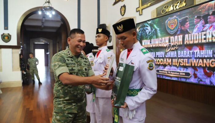 Apresiasi Tinggi! Pangdam III Siliwangi Mayjen Kosasih Terima Audiensi Paskibraka Jabar 2026 di Makodam