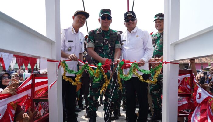Pangdam III/Siliwangi Resmikan Jembatan Perintis Garuda di Garut, Perkuat Konektivitas dan Kemanunggalan TNI-Rakyat