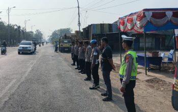 Antisipasi Aksi di DPR, Polsek Cikarang Timur Gelar Posko Tiga Pilar Jaga Bekasi – Jaga Jakarta di Bundaran Sinyar