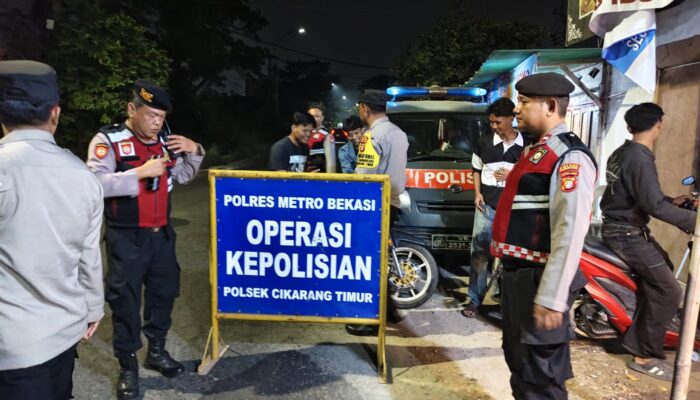 Delapan Personel Dikerahkan! Polsek Cikarang Timur Perketat Pengamanan Lewat OKJ di Karangsari