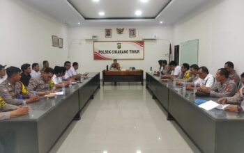 Baru Jabat, Kapolsek Cikarang Timur Kompol Perida Gelar Tatap Muka Perdana Bersama 36 Personel