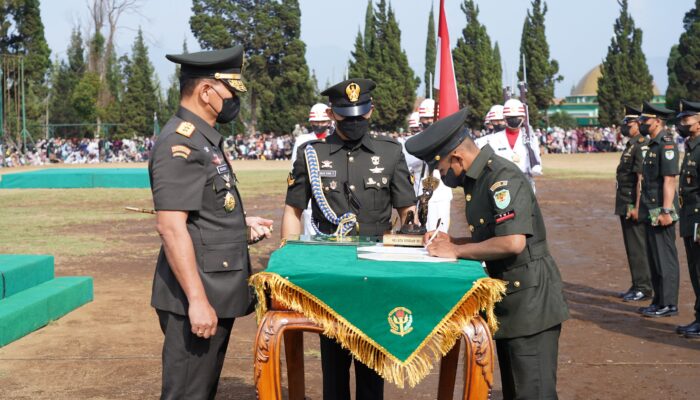 Pangdam III/Siliwangi Lantik 1.452 Prajurit Dikmata Infanteri Gelombang II TA 2026 di Pangalengan