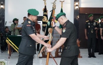 Pangdam III/Siliwangi Mayjen Kosasih Pimpin Sertijab Danrem 063/SGJ dan Danbrigif 15/Kujang II di Cirebon