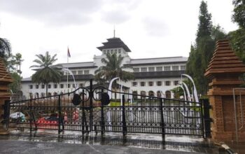 KDM Larang Demo di Gedung Sate, Bukti Anti Kritik! Koalisi Sipil: Surat Gubernur ke Kapolda Kekang UU No 9/1998
