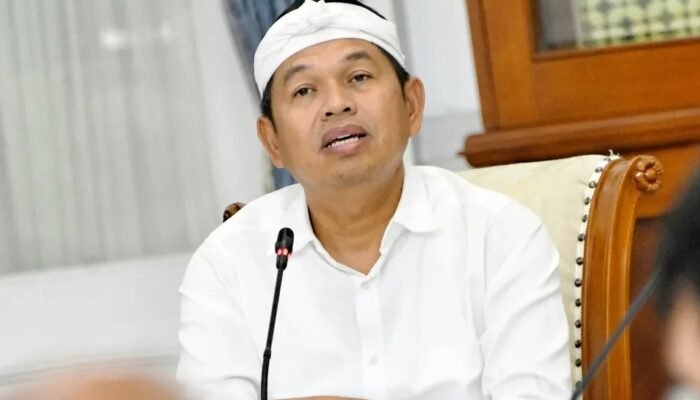 GAGAL TOTAL! Pinjaman Rp3,4 Triliun Jabar Ditolak Kemendagri, Dedi Mulyadi Siapkan Opsi Tunda Bayar Proyek Rp2,1 Triliun