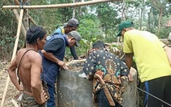 Tragis! Dua Warga Terjebak di Sumur Kering di Cipeundeuy Bandung Barat, Satu Tewas Diduga Hirup Gas Beracun