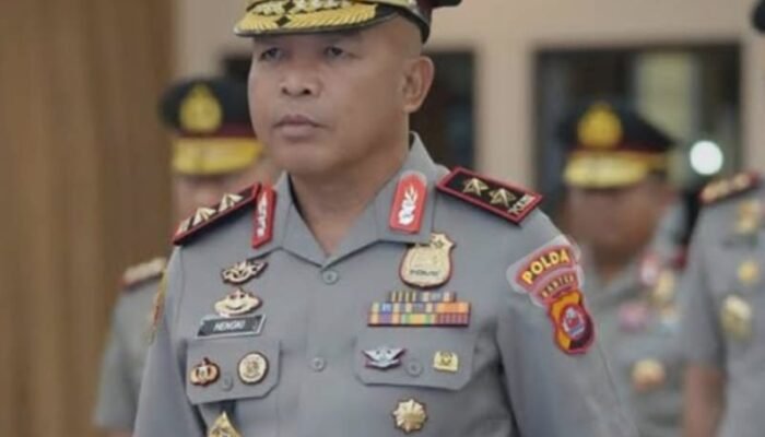 Baru 4 Bulan Menjabat! Kapolda Jabar Irjen Pipit Rismanto Diganti Irjen Hengki di Mutasi Perdana Kapolri Baru