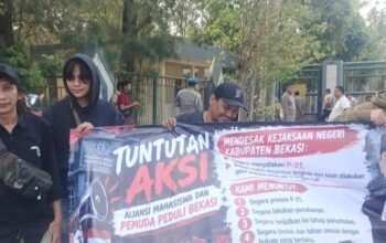 Sudah 2 Tahun Nggantung! Mahasiswa dan Warga Geruduk Kejari, Desak Kepastian Hukum Oknum Dewan PDIP Jiovanno Nahampun – Berkas Bolak-Balik 4 Kali