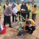 Hijauhkan Bekasi! Kapolres Metro Bekasi Tanam 70 Pohon di Lahan Kosong Cikarang Timur Dukung Green Policing